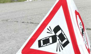 V silovitem trčenju umrla voznik in voznica