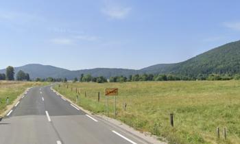 V Kočevju med potjo na deponijo zagorel tovor, gašenja se je lotil kar...