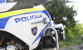 Prometna nesreča med Kočevjem in Starim Logom, zapeljal je na nasprotni...
